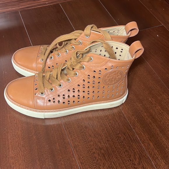 Hermes Shoes - Hermes tan sneaker 36.5